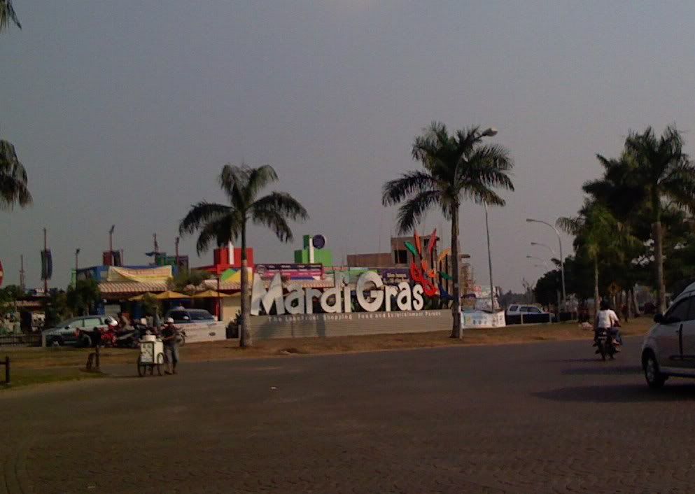 Kompleks Wisata Air Mardi Grass Citra Raya Tangerang Kompleks Wisata Air Mardi Grass Citra Raya Tangerang
