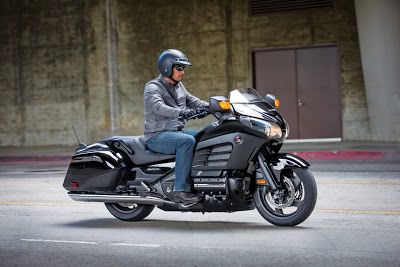 Leg room on honda goldwings #5